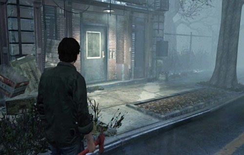 Wejdź w drzwi po lewej stronie ulicy, pokazane na screenie (będzie palić się nad nimi światło) - Misje poboczne (2) | Silent Hill cz.4 | Silent Hill Downpour - Silent Hill: Downpour - poradnik do gry