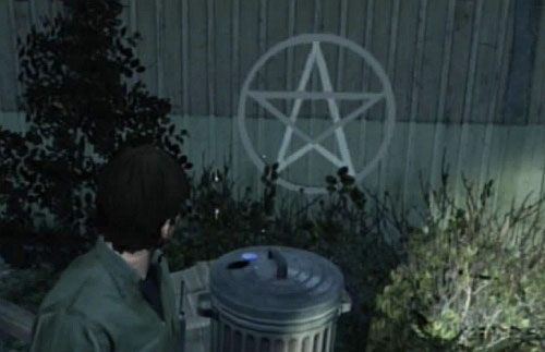 Teraz wróć do symbolu na ścianie, który wcześniej mijałeś i użyj obu części Harmony - Misje poboczne (4) | Silent Hill cz.4 | Silent Hill Downpour - Silent Hill: Downpour - poradnik do gry