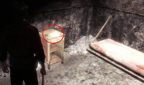 Wyjdź z celi skręć w lewo, wrócisz do wejścia na klatkę schodową, ale nie wchodź tam, tylko skręć w prawo - Misja główna - block A2 i A3 | Więzienie | Silent Hill Downpour - Silent Hill: Downpour - poradnik do gry