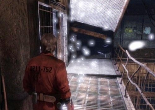 Zniszcz kłódkę blokującą przejście po lewej stronie - Misja główna - block A2 i A3 | Więzienie | Silent Hill Downpour - Silent Hill: Downpour - poradnik do gry