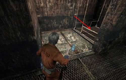 Wejdź do drugiej celi po lewej stronie i przez dziurę w ścianie w środku, na drugą stronę - Misja główna - inny wymiar, blok cel | Więzienie | Silent Hill Downpour - Silent Hill: Downpour - poradnik do gry