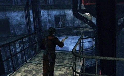 Dojdziesz do windy, z której skorzystaj, by dostać się wyżej - Misja główna - ostatni boss | Więzienie | Silent Hill Downpour - Silent Hill: Downpour - poradnik do gry