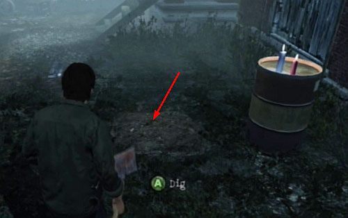 Tuż przed gankiem z apteczka znajdziesz miejsce z reliktem do wykopania (potrzebujesz łopaty) - Misje poboczne (1) | Silent Hill cz.1 | Silent Hill Downpour - Silent Hill: Downpour - poradnik do gry