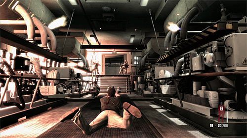 Tuż po odzyskaniu kontroli nad Maxem wykonaj szybko rzut do przodu i postaraj się zlikwidować w locie wszystkich widocznych przeciwników - Przeprawa przez maszynownię | Rozdział XI | Solucja Max Payne 3 - Max Payne 3 - poradnik do gry