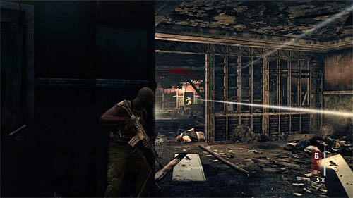 Powróć do miejsca startu i tym razem wybierz przejście prowadzące do obszaru zlokalizowanego po prawej stronie - Dotarcie do drzwi wyjściowych | Rozdział XII | Solucja Max Payne 3 - Max Payne 3 - poradnik do gry