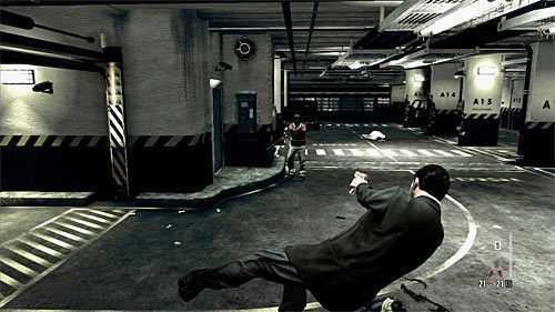 Przygotuj się, bo od lewej strony nadbiegną kolejni przeciwnicy - Przeprawa przez parking podziemny | Rozdział I | Solucja Max Payne 3 - Max Payne 3 - poradnik do gry