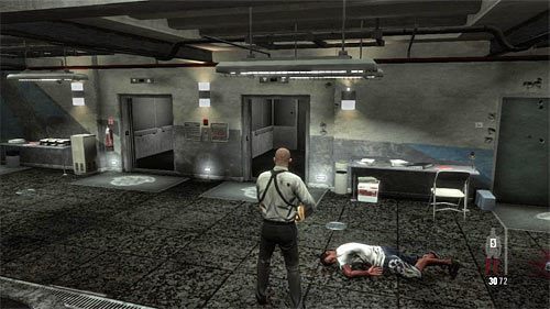 Po wygranej bitwie pozbieraj amunicję oraz ewentualnie zaintersuj się pistoletami maszynowymi, których używali policjanci - Przywołanie windy | Rozdział XIII | Solucja Max Payne 3 - Max Payne 3 - poradnik do gry