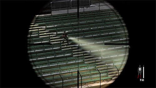 Raul powinien wyruszyć w lewo i zgodnie z jego podpowiedziami likwiduj kolejnych wrogów zbiegających po schodach - Ochranianie Raula | Rozdział III | Solucja Max Payne 3 - Max Payne 3 - poradnik do gry