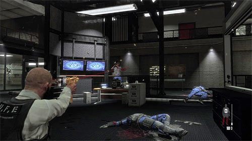 Po zlikwidowaniu wszystkich policjantów wysłuchaj rozmowy z bossem i przystąp do pierwszej części nowej bitwy - Bitwa z bossem | Rozdział XIII | Solucja Max Payne 3 - Max Payne 3 - poradnik do gry