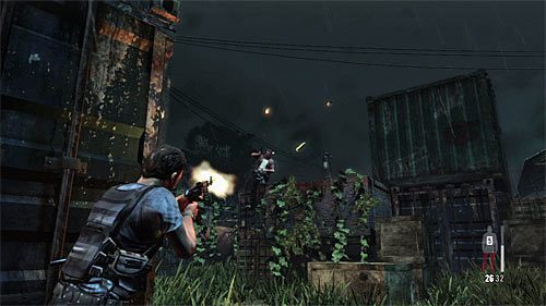 Szybko schowaj się za prawym kontenerem i zaczekaj na przybycie kolejnych wrogów - Przeprawa przez obóz | Rozdział V | Solucja Max Payne 3 - Max Payne 3 - poradnik do gry