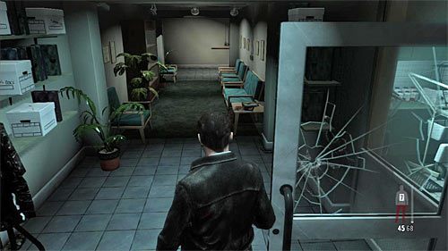 Po zakończonych walkach zbadaj całą kostnicę, odnajdując interaktywny telewizor oraz dwa opakowania środków przeciwbólowych - Przeprawa przez dom pogrzebowy | Rozdział VIII | Solucja Max Payne 3 - Max Payne 3 - poradnik do gry