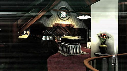 Po znalezieniu się na piętrze załącz spowolnienie czasu i pozbądź się bandyty ze strzelbą - Finałowe bitwy w kaplicy | Rozdział VIII | Solucja Max Payne 3 - Max Payne 3 - poradnik do gry