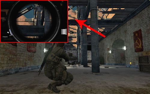 W korytarzu na drodze do dowódcy, na zbrojeniu [#4] nad głową - Misja 7 | Butelki i Sztaby złota w Sniper Elite V2 - Sniper Elite V2 - poradnik do gry