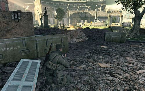Po przejściu przez tunel wyjdziesz na teren placu [#4] - Misja 8 - Sztab Kreuzberg (1) | Opis przejścia Sniper Elite V2 - Sniper Elite V2 - poradnik do gry