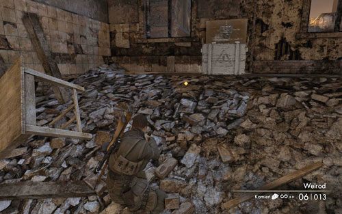 Na górze budynku, przez który przechodzisz mijając obok czołg [#3] - Misja 5 | Butelki i Sztaby złota w Sniper Elite V2 - Sniper Elite V2 - poradnik do gry