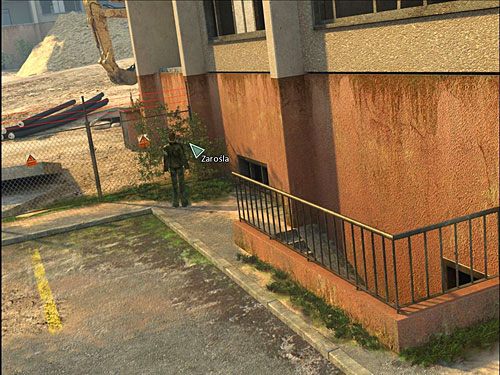 Wyjdź na zewnątrz (prawy dolny róg ekranu) i z rosnących przy siatce zarośli ułam kilka gałązek - Zdobądź resztę dokumentacji Endory | Rozdział 4 | Alternativa - Alternativa - poradnik do gry