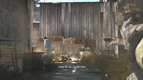 Po wejściu do drewnianego przejścia prowadzącego na ulicę przyjdzie nam osłaniać tyły - Misja 1 Nimble Guardian (3) | Opis przejścia Ghost Recon - Future Soldier - Tom Clancys Ghost Recon: Future Soldier - poradnik do gry