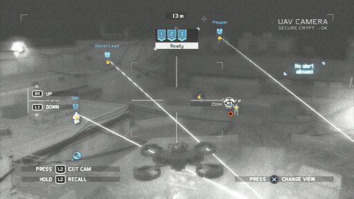 Oczyszczanie terenu zaczynamy od trzech przeciwników usytuowanych na dachach po lewej stronie - Misja 6 Firefly Rain (1) | Opis przejścia Ghost Recon - Future Soldier - Tom Clancys Ghost Recon: Future Soldier - poradnik do gry