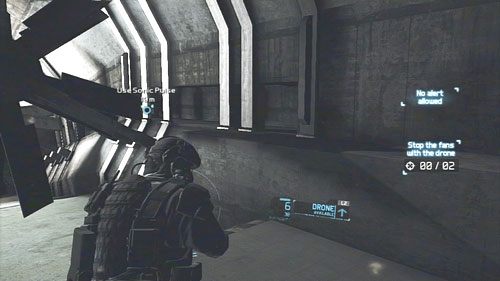 W tym celu wypuszczamy drona i kierujemy go do niewielkiego tunelu po prawej stronie - Misja 6 Firefly Rain (1) | Opis przejścia Ghost Recon - Future Soldier - Tom Clancys Ghost Recon: Future Soldier - poradnik do gry
