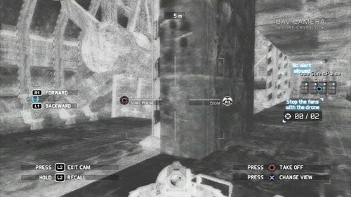 Następnie lądujemy, podjeżdżamy pod przełączniki i odpalamy EMP - Misja 6 Firefly Rain (1) | Opis przejścia Ghost Recon - Future Soldier - Tom Clancys Ghost Recon: Future Soldier - poradnik do gry