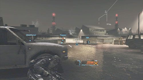 Walkę rozpoczynamy od potyczki z grupą żołnierzy nadciągających z lewej strony - Misja 6 Firefly Rain (3) | Opis przejścia Ghost Recon - Future Soldier - Tom Clancys Ghost Recon: Future Soldier - poradnik do gry