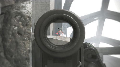 Szczególną uwagę należy zwrócić na snajperów używających kamuflażu optycznego umiejscowionych wysoko pod i na zniszczonym dachu - Misja 7 Ember Hunt (3) | Opis przejścia Ghost Recon - Future Soldier - Tom Clancys Ghost Recon: Future Soldier - poradnik do gry