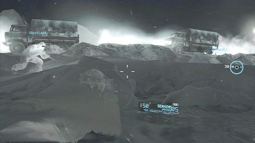 Po rozpoczęciu misji kierujemy się w stronę statków unikając przy tym drogi - Misja 8 Deep Fire (1) | Opis przejścia Ghost Recon - Future Soldier - Tom Clancys Ghost Recon: Future Soldier - poradnik do gry