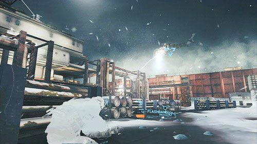 Broniąc się przed nieprzerwanie nadciągającymi przeciwnikami czekamy na wsparcie z powietrza - Misja 8 Deep Fire (3) | Opis przejścia Ghost Recon - Future Soldier - Tom Clancys Ghost Recon: Future Soldier - poradnik do gry