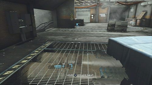 W pobliżu jego zwłok chowamy się za zasłoną, wypuszczamy drona i lądujemy nim by zbadać kilka więziennych cel - Misja 10 Gallant Thief (3) | Opis przejścia Ghost Recon - Future Soldier - Tom Clancys Ghost Recon: Future Soldier - poradnik do gry