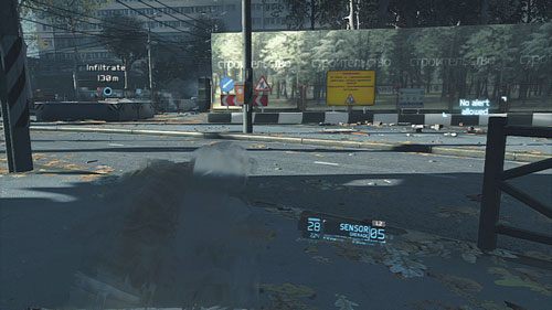 Gdy trafimy na przeciwników podchodzimy ostrożnie pod strzeżony teren i wykonujemy zwiad dronem - Misja 11 Invisible Bear (1) | Opis przejścia Ghost Recon - Future Soldier - Tom Clancys Ghost Recon: Future Soldier - poradnik do gry