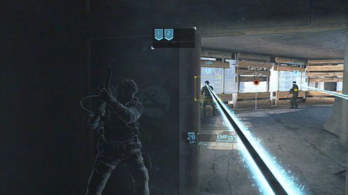 Gdy w końcu dobiegniemy na dach oznaczamy i ściągamy dwóch snajperów - Misja 11 Invisible Bear (1) | Opis przejścia Ghost Recon - Future Soldier - Tom Clancys Ghost Recon: Future Soldier - poradnik do gry