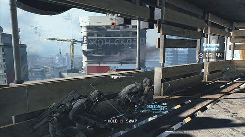 Po oczyszczeniu pierwszego budynku skupiamy się na tym po prawej - Misja 11 Invisible Bear (1) | Opis przejścia Ghost Recon - Future Soldier - Tom Clancys Ghost Recon: Future Soldier - poradnik do gry