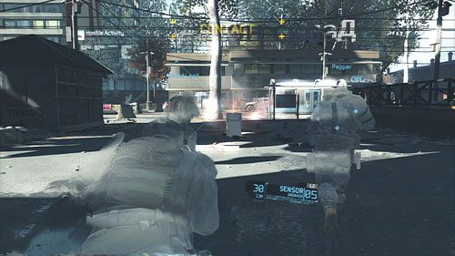 Po obejrzeniu przerywnika schodzimy po schodach i opuszczamy budynek - Misja 11 Invisible Bear (2) | Opis przejścia Ghost Recon - Future Soldier - Tom Clancys Ghost Recon: Future Soldier - poradnik do gry