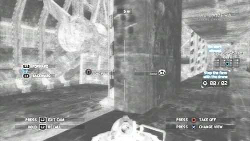 Następnie lądujemy, podjeżdżamy pod przełączniki i odpalamy EMP - Misja 6 Firefly Rain (2) | Wyzwania w Ghost Recon - Future Soldier - Tom Clancys Ghost Recon: Future Soldier - poradnik do gry