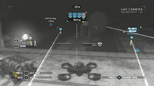 Wnętrza hangaru oraz jego wejścia broni już tylko pięciu przeciwników - Misja 6 Firefly Rain (3) | Wyzwania w Ghost Recon - Future Soldier - Tom Clancys Ghost Recon: Future Soldier - poradnik do gry