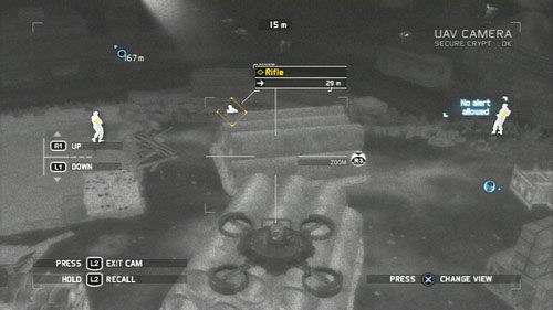 Udając się do punktu kontrolnego przejdziemy koło niewielkiego budynku - Misja 10 Gallant Thief (1) | Wyzwania w Ghost Recon - Future Soldier - Tom Clancys Ghost Recon: Future Soldier - poradnik do gry