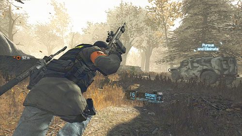 Dobiegniemy tak do kolejnej drogi i zobaczymy jak nadjeżdża pojazd - Misja 12 Shattered Mountain (3) | Wyzwania w Ghost Recon - Future Soldier - Tom Clancys Ghost Recon: Future Soldier - poradnik do gry