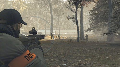 Po krótkim przerywniku i zeskoku ze skarpy zaczniemy przedzierać się przez zastępy przeciwników w stronę torów - Misja 12 Shattered Mountain (3) | Wyzwania w Ghost Recon - Future Soldier - Tom Clancys Ghost Recon: Future Soldier - poradnik do gry