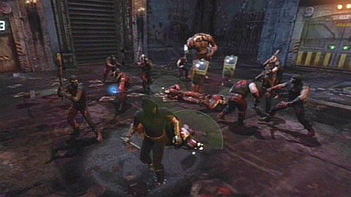 Kiedy się jej pozbędziesz, znokautuj resztę pozostałych zbirów - Uratuj Batmana z rąk Harley Quinn - Opis przejścia - Batman: Arkham City - Harley Quinns Revenge - poradnik do gry