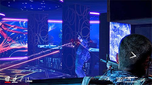 Musisz teraz powrócić na zabezpieczony wcześniej dach, przy czym będą Ci w tym oczywiście przeszkadzali nowi przeciwnicy - Rozdział XII - The Rooftops - Przedostań się do helikoptera | Opis przejścia - Spec Ops: The Line - poradnik do gry