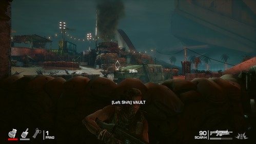 Podczas gry Twój podwładny zajęty będzie ostrzałem nieprzyjaciół, ruszaj wzdłuż lewego muru do kolejnej zasłony - Rozdział XIV - The Bridge - Do przodu - ruchy! | Opis przejścia - Spec Ops: The Line - poradnik do gry