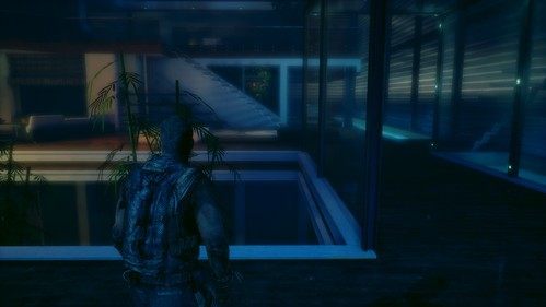 Po kolejnym filmiku przerywnikowym znajdziesz się w apartamencie na szczycie budynku - Rozdział XV - Welcome | Opis przejścia Spec Ops The Line - Spec Ops: The Line - poradnik do gry