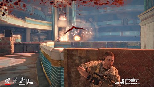 Docelowo musisz skorzystać z niewielkich schodów prowadzących na niższy poziom - Rozdział IV - The Refugees - Przedostań się na niższe piętra | Opis przejścia - Spec Ops: The Line - poradnik do gry