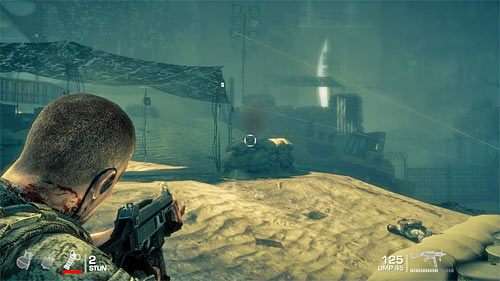 Na szczyt wzgórza nie prowadzi oczywiście tylko jedna ścieżka - Rozdział VIII - The Gate - Dotrzyj do bramy | Opis przejścia Spec Ops The Line - Spec Ops: The Line - poradnik do gry