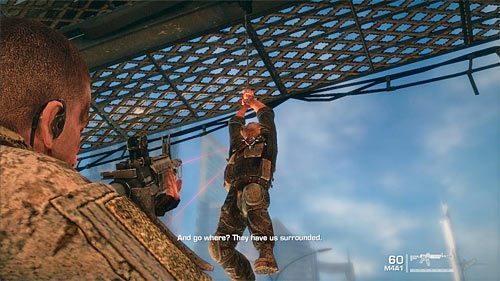 Drugi wariant to zastrzelenie żołnierza pojmanego za wymordowanie niewinnej rodziny - Rozdział IX - The Road - Wykonuj polecenia Konrada | Opis przejścia - Spec Ops: The Line - poradnik do gry