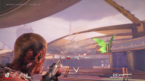 Po dotarciu do końcowej części balkoniku ustaw się przy prawej balustradzie - Rozdział XI - Alone - Przebijaj się do przodu | Opis przejścia Spec Ops The Line - Spec Ops: The Line - poradnik do gry