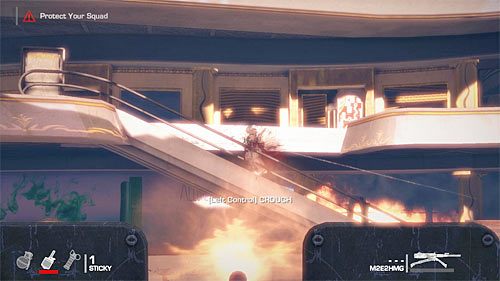 Uważaj na elitarnego przeciwnika, który powinien pojawić się przy lewych schodach, skupiając swoje ataki wyłącznie na nim - Rozdział XI - Alone - Ochraniaj swój oddział (kontynuacja) | Opis przejścia - Spec Ops: The Line - poradnik do gry