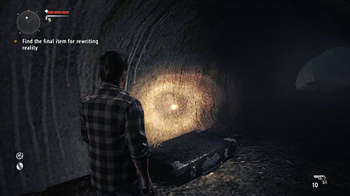 Zejdź do wyschniętego kanału i dojdź do tunelu pod drogą - Skrzynie z bronią | Sekrety (audycje, skrzynie, telewizory) - Alan Wakes American Nightmare - poradnik do gry