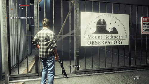 Przejdź przez bramę i idź w kierunku wielkiej kopuły na centralnym budynku kompleksu - Akt 1 - The Scientist | Akt 1 | Alan Wakes American Nightmare - Alan Wakes American Nightmare - poradnik do gry