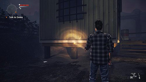 W trakcie schodzenia z góry do motelu, mijasz niewielki domek, o drzwi którego oparty jest karabin - Akt II - Setback | Strony manuskryptu | Alan Wakes American Nightmare - Alan Wakes American Nightmare - poradnik do gry